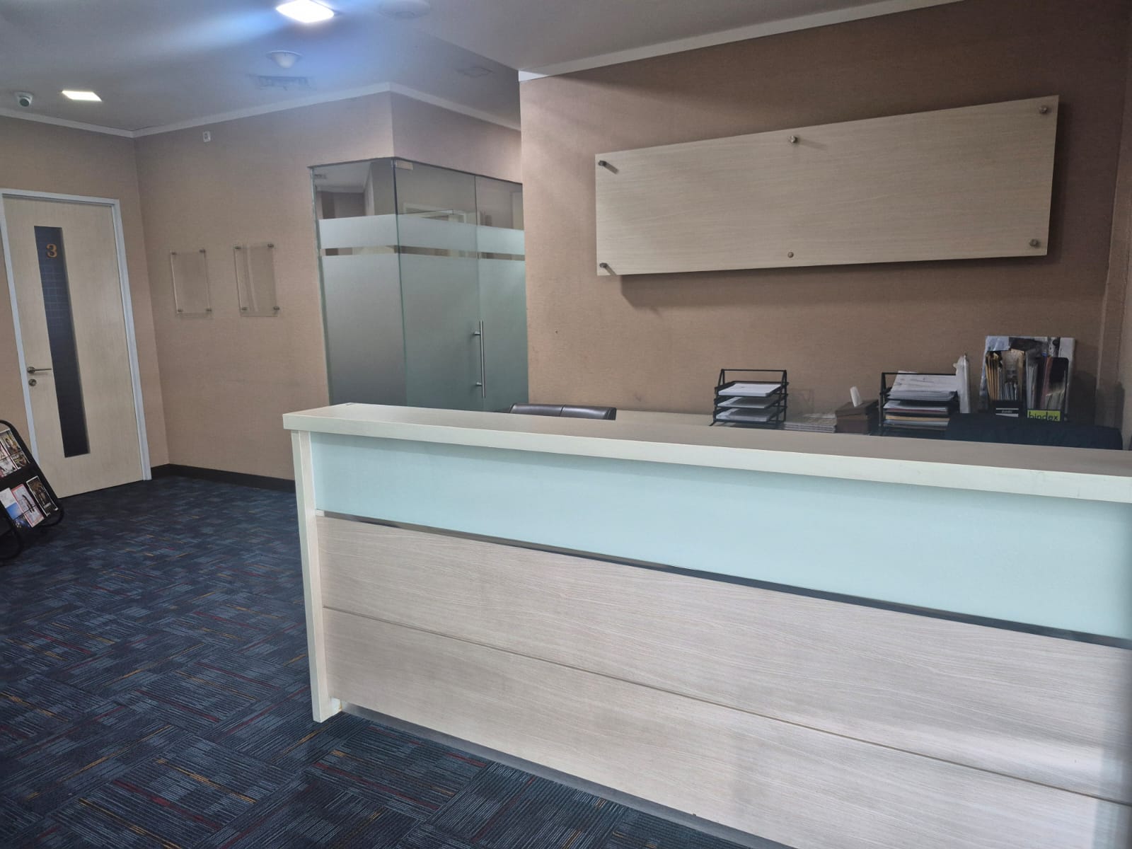 Resepsionis kantor PT Garda Bangun Perkasa
